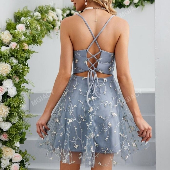 SHEIN blue floral embroidered mesh cross tie back sleeveless cami mini dress - Picture 5 of 13